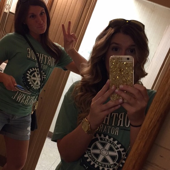 Meet your Posher, Kimberly - Picture 2 of 3